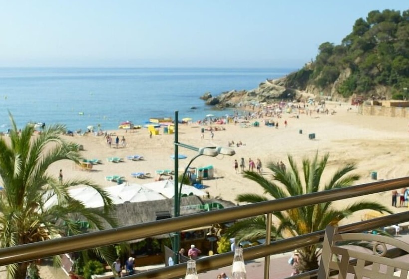 带1个卧室的带海景的公寓, Almirall Apartaments