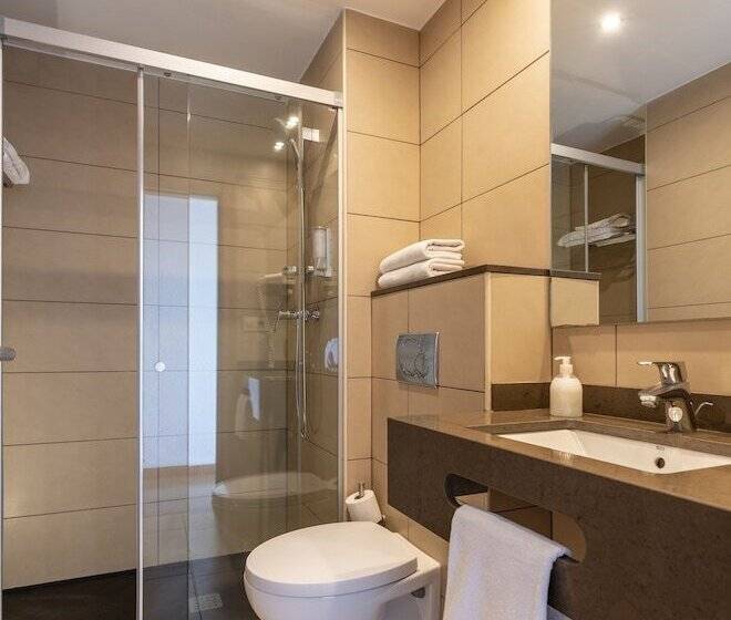 带1个卧室的带海景的公寓, Almirall Apartaments