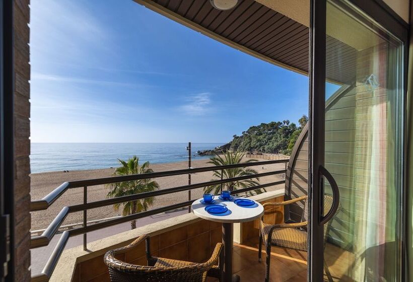 带1个卧室的带海景的公寓, Almirall Apartaments