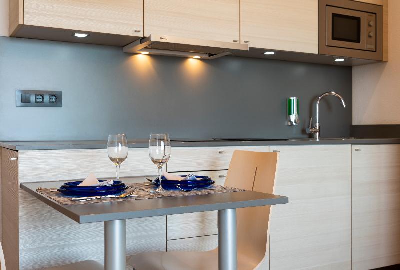 海の見えるスタンダードスタジオ, Almirall Apartaments