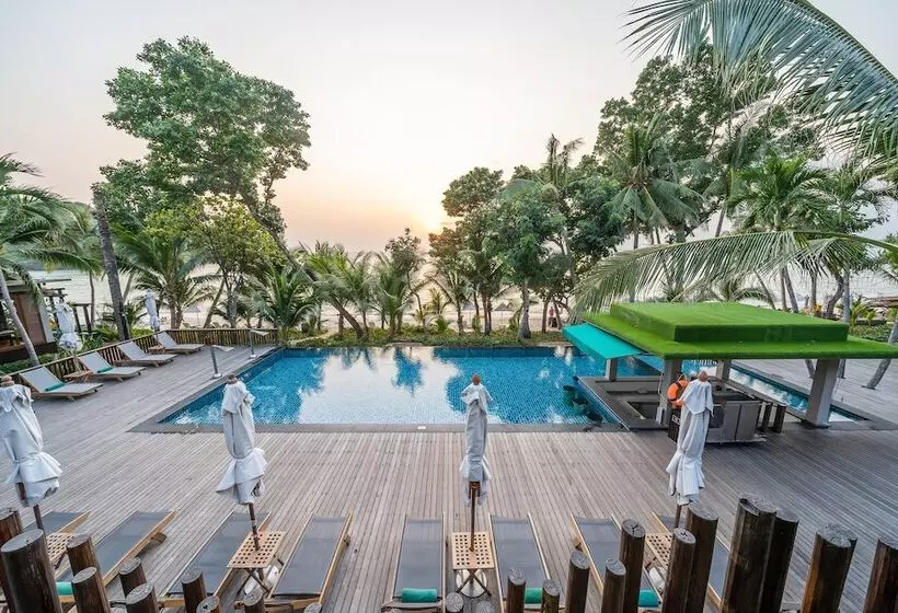 اتاق پرمیوم با چشم‌انداز دریا, Ao Prao Resort