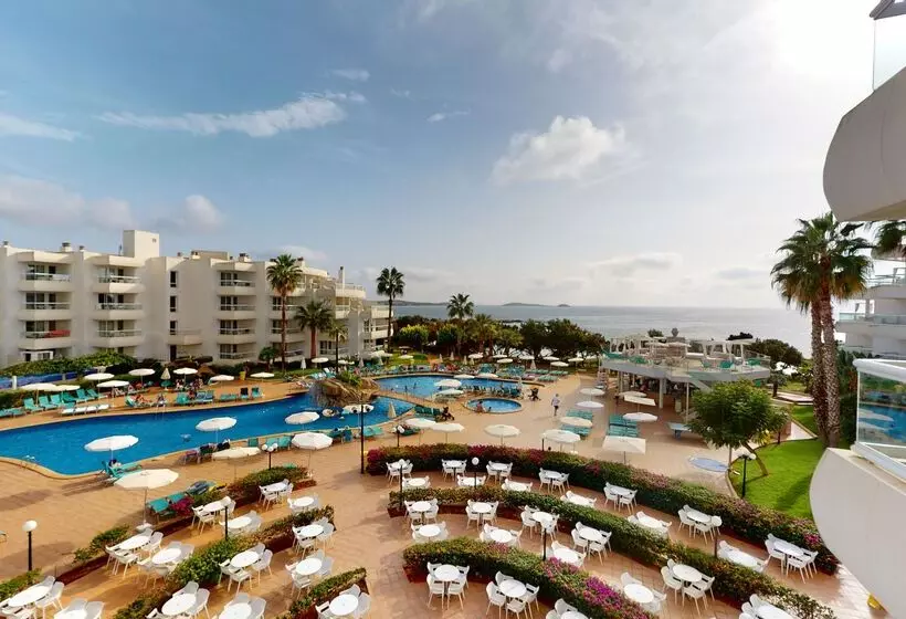 سوییت با چشم‌انداز دریا, Tropic Garden Hotel Apartments