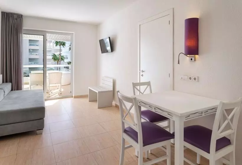 1 Bedroom Deluxe Apartment Sea View, Tropic Garden Hotel Apartments