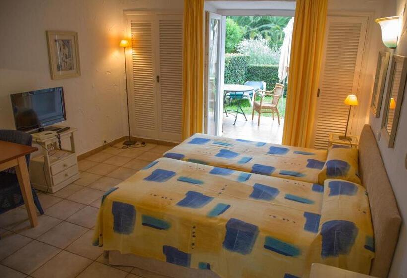 스탠다드 스튜디오, Apartamentos Parque Mar