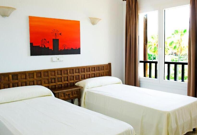 Апартаменты 2 Спальни, Apartamentos Parque Mar