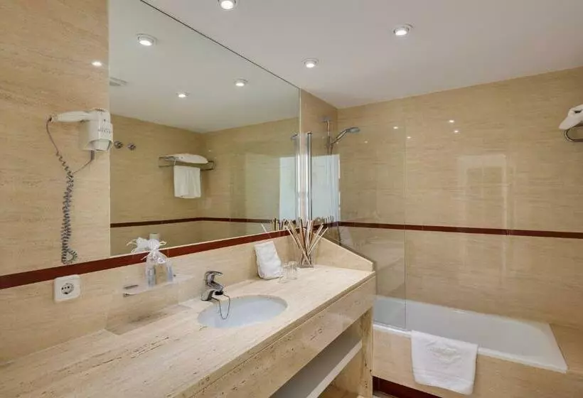 اتاق استاندارد, Tropic Garden Hotel Apartments