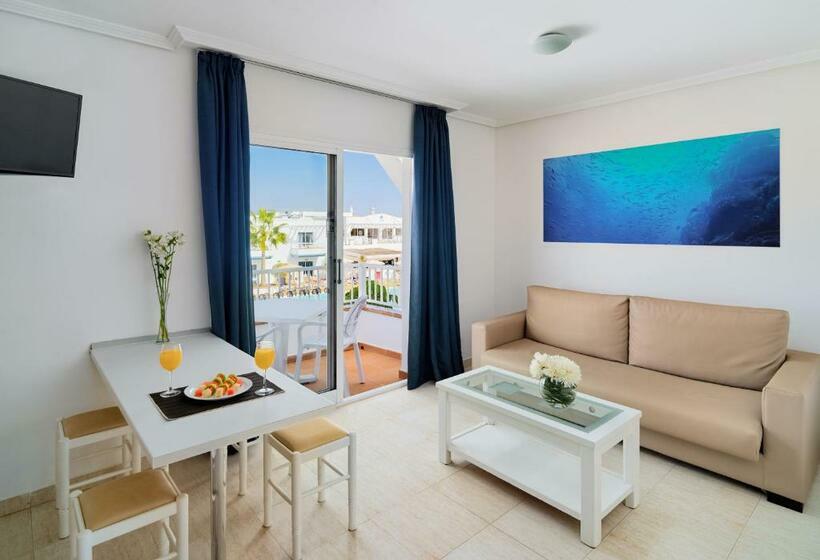 Апартаменты 1 Спальня Вид на Бассейн, Arena Beach