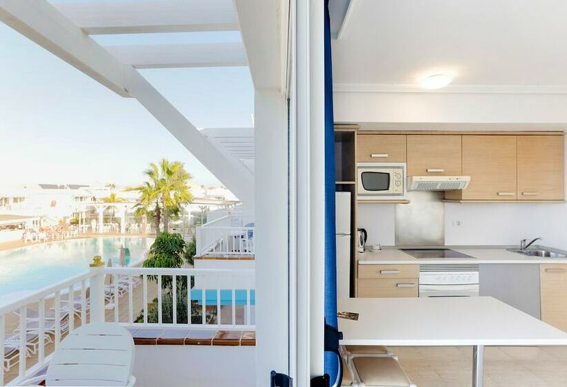 Apartamento 1 Dormitório Vista Piscina, Arena Beach