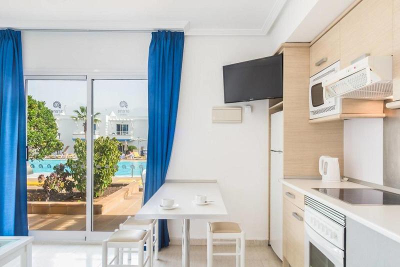 Apartamento 1 Dormitório Vista Piscina, Arena Beach