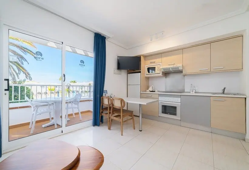 آپارتمان 1 خوابه, Arena Beach