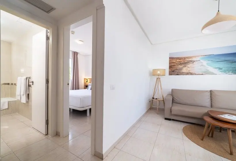 آپارتمان 1 خوابه, Arena Beach