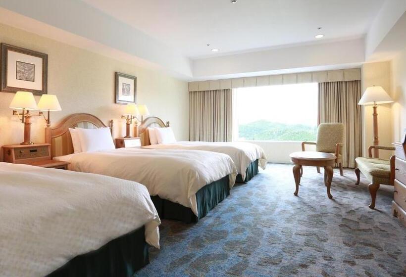 Номер Стандарт Трехместный, Associa Takayama Resort