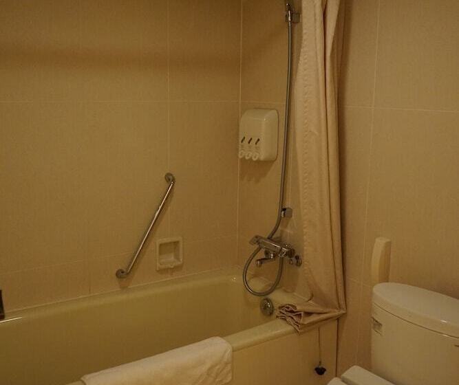 Номер Стандарт Трехместный, Associa Takayama Resort