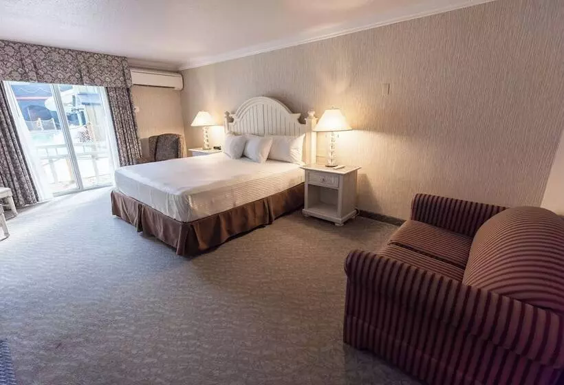 اتاق لوکس با تخت بزرگ, Margaritaville Resort Cape Cod