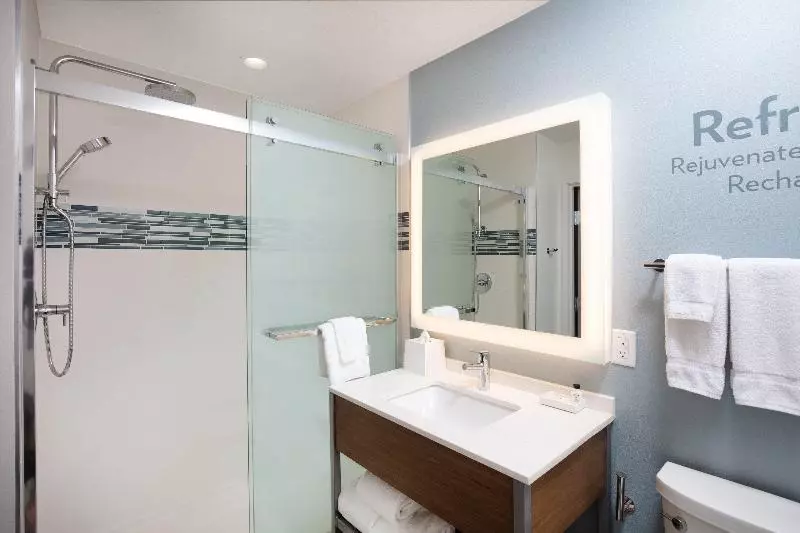 キングサイズベッドのスタンダードルーム, Even Hotels Denver Tech Center Englewood, An Ihg