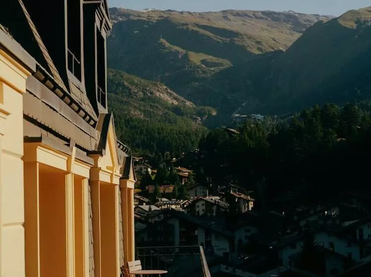 سوئیت جونیور با چشم‌انداز کوهستان, Beausite Zermatt