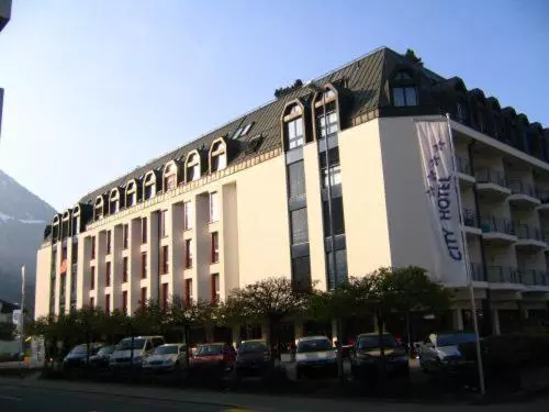 Standard Yhden Hengen Huone, City