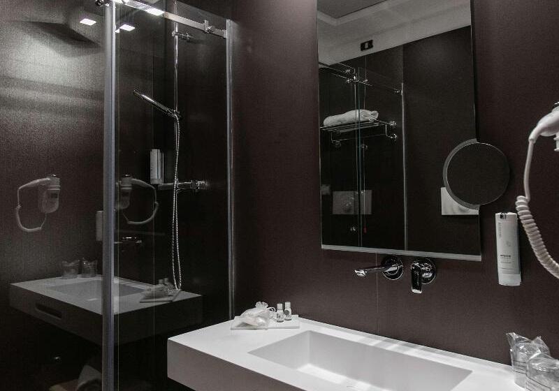 اتاق استاندارد با تخت بزرگ, Crowne Plaza Resort Salalah, An Ihg