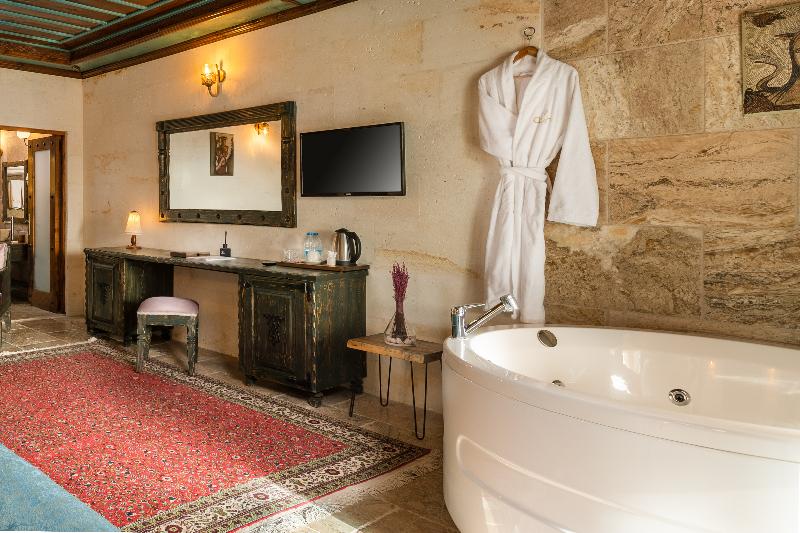 سوییت جونیور با چشمانداز دریا, Crowne Plaza Resort Salalah, An Ihg