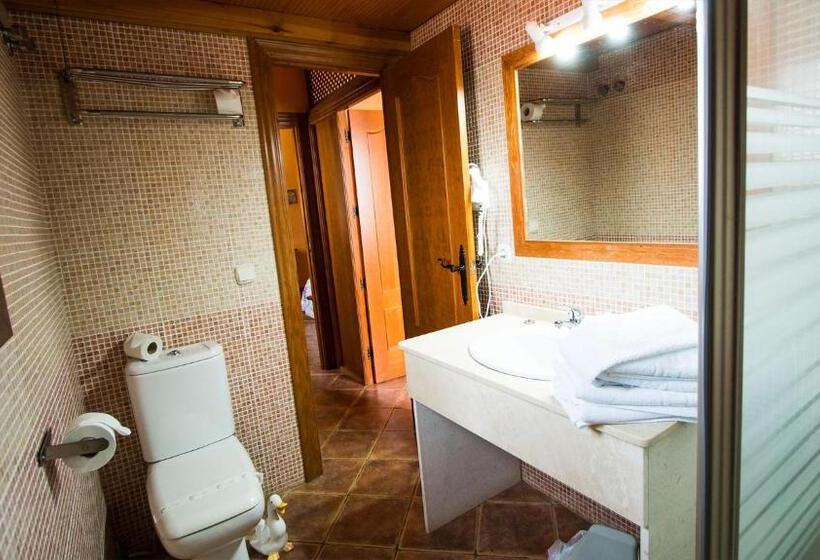 スタンダード4人部屋, Doñana Blues