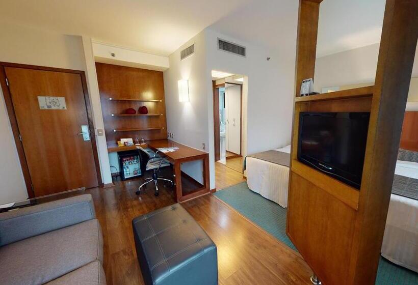 جناح, Estanplaza Berrini