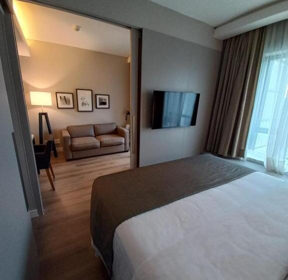 جناح سوبيريور, Estanplaza Berrini