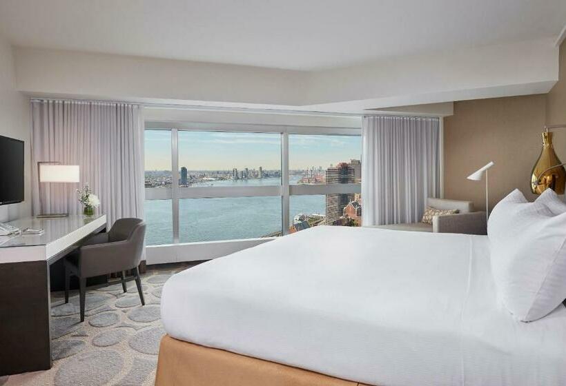 带2个卧室的套房, Millennium Hilton New York One Un Plaza