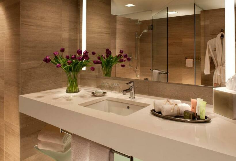 带2个卧室的套房, Millennium Hilton New York One Un Plaza