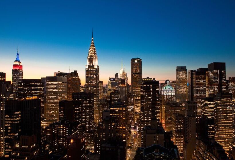 带大床的标准间, Millennium Hilton New York One Un Plaza