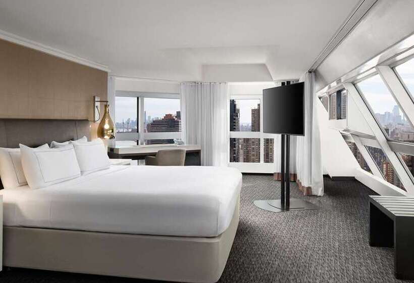 套房, Millennium Hilton New York One Un Plaza