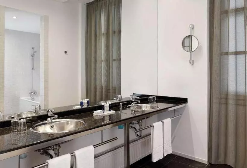 اتاق اجرایی, Park Plaza Budapest