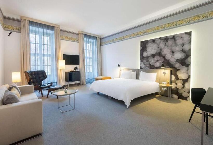 غرفة تنفيذية, Park Plaza Budapest