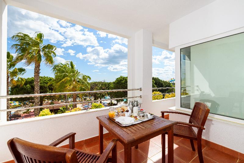 סוויטת ג'וניור, Playacartaya