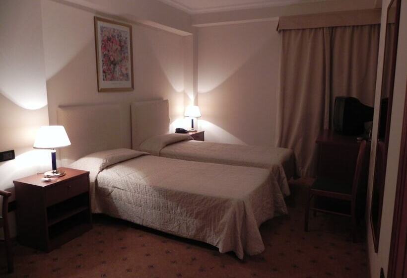 חדר סטנדרט, President Pomezia