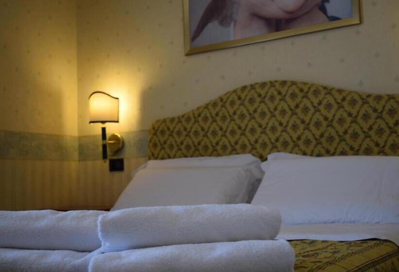 חדר סטנדרט יחיד, President Pomezia