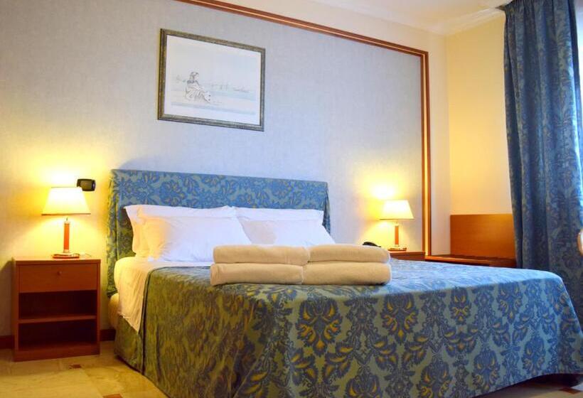 חדר סטנדרט, President Pomezia