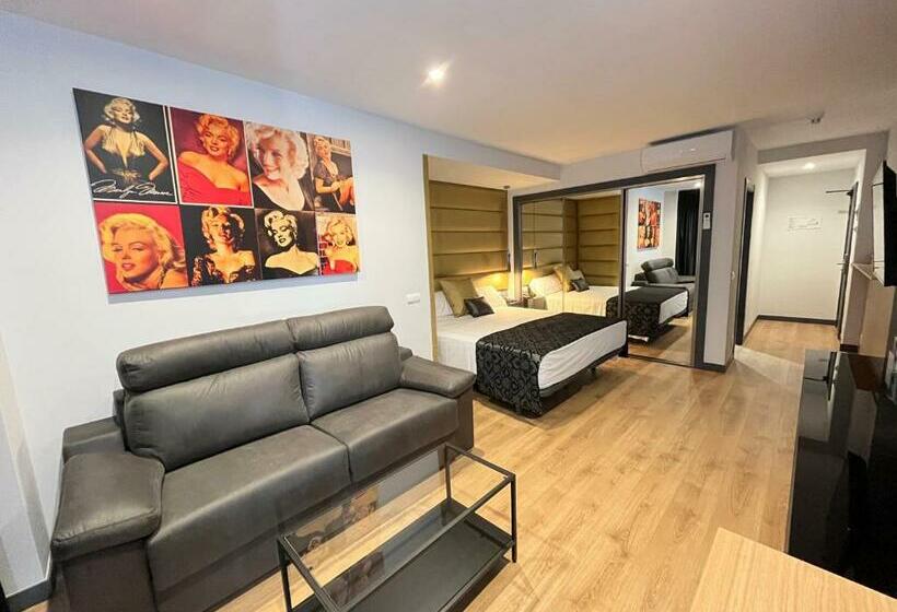 ジュニアスイート, Princesa Solar 4 Adults Recommended