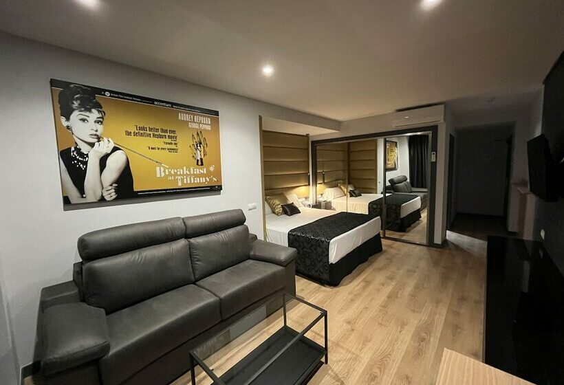 ジュニアスイート, Princesa Solar 4 Adults Recommended