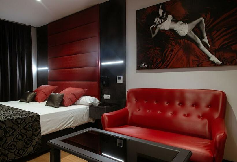 ジュニアスイート, Princesa Solar 4 Adults Recommended