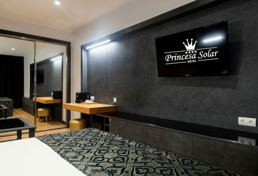 ジュニアスイート, Princesa Solar 4 Adults Recommended