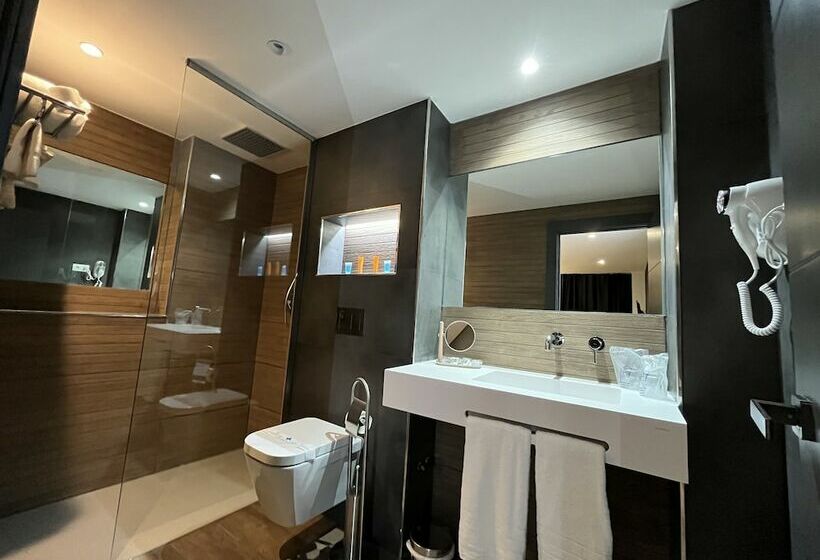 ジュニアスイート, Princesa Solar 4 Adults Recommended