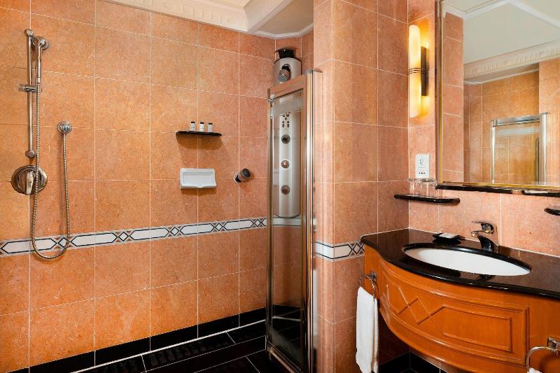 Camera Premium, Sheraton Saigon Grand Opera