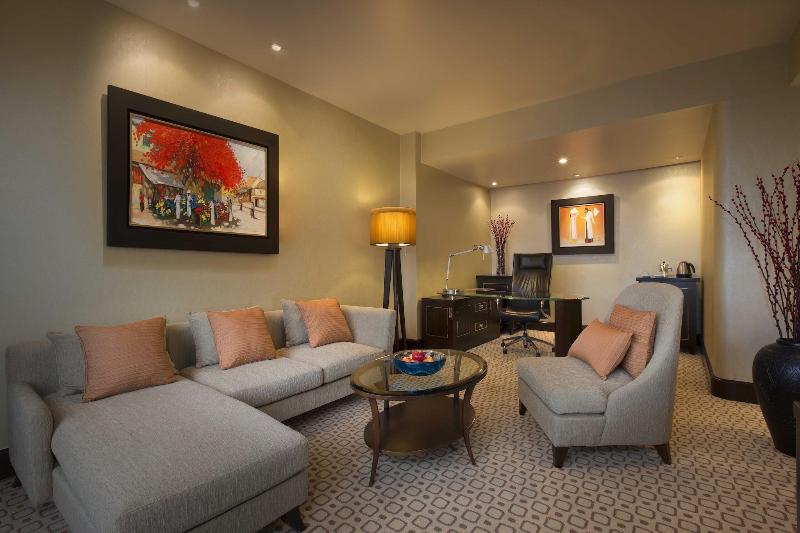 Suite, Sheraton Saigon Grand Opera