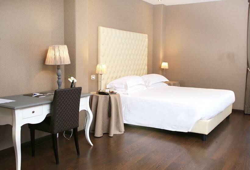 اتاق استاندارد, Th Roma  Carpegna Palace