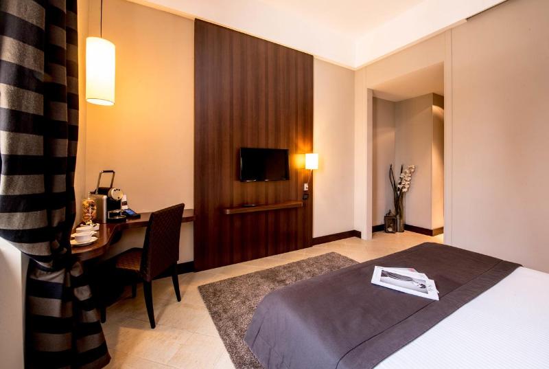 اتاق استاندارد یک نفره, Th Roma  Carpegna Palace