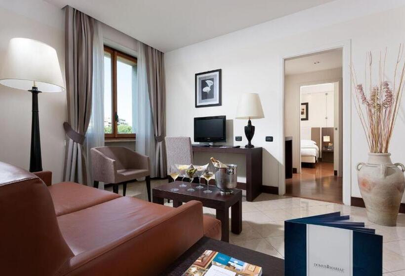 سوئیت جونیور خانوادگی, Th Roma  Carpegna Palace