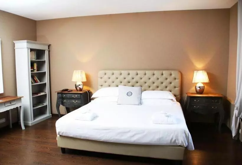 Junior Suite Deluxe, Th Roma  Carpegna Palace