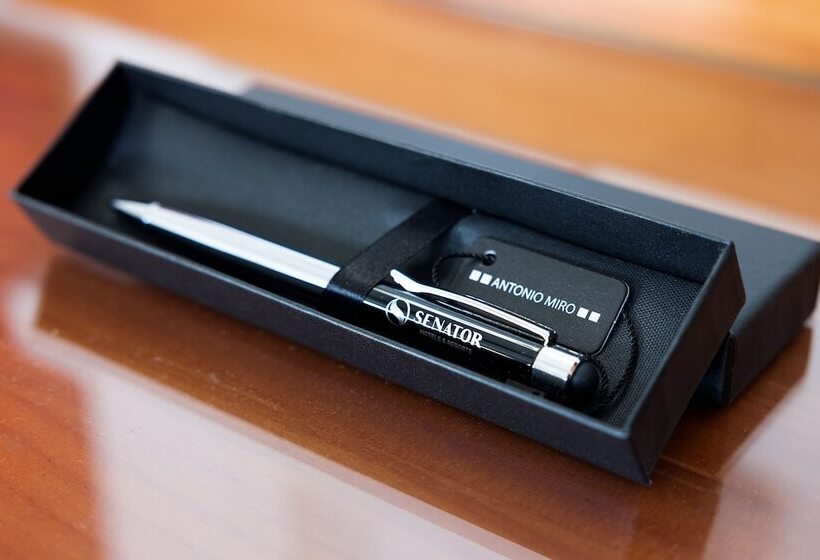 סוויטת ג'וניור, Playacartaya