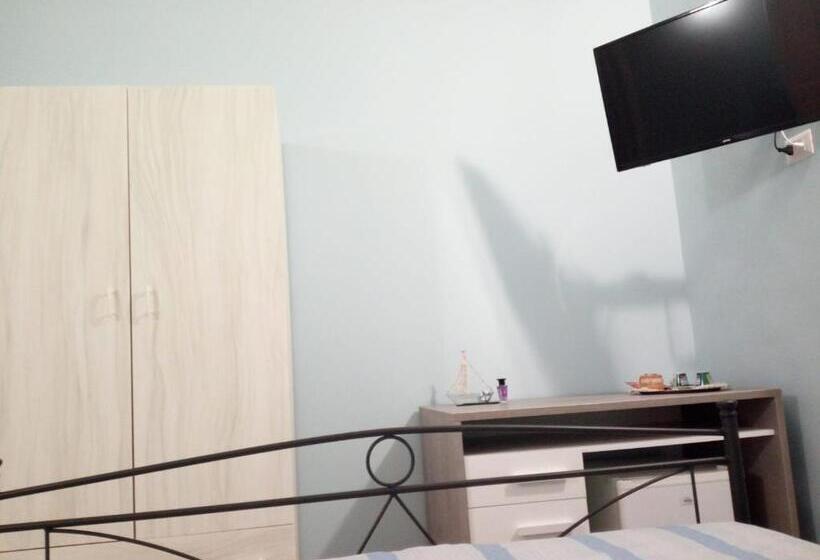 غرفة قياسية, Palazzo Mosca