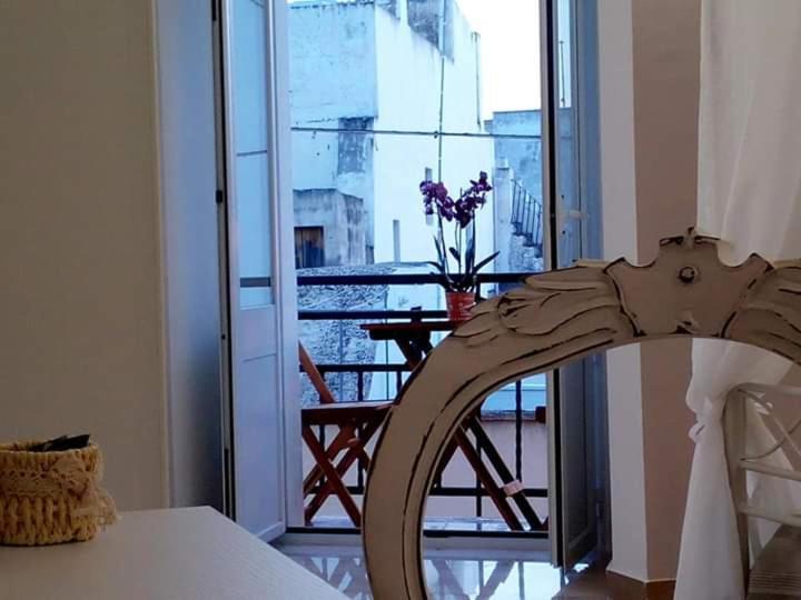 غرفة قياسية رباعية مزودة بشُرفة, Palazzo Mosca